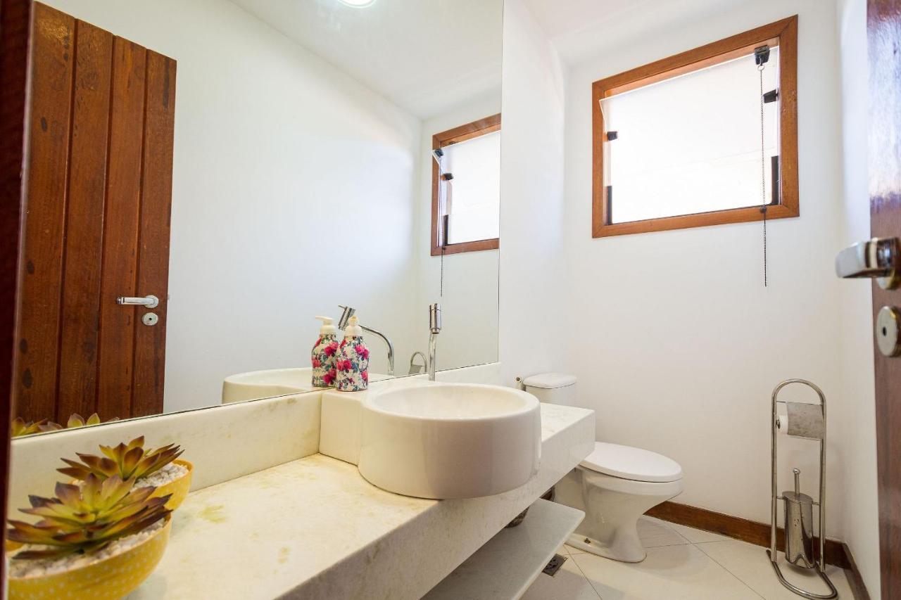 Casa espetacular entre Geribá e Ferradurinha - WIFI 200MB - Piscina do codomínio - 700 m da praia - Garagem - 4 Suites - Área gourmet privativa - Cozinha equipada - Área kids - Portaria 24h - Ar condicionado Búzios Exterior foto